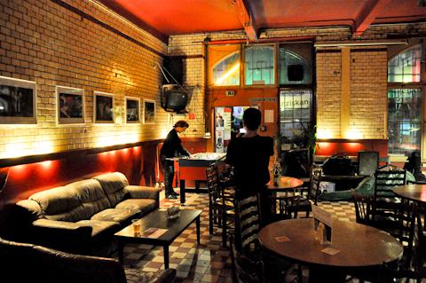 Foto: Café der KULTURFABRIK Moabit