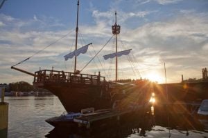 Boat Restaurants