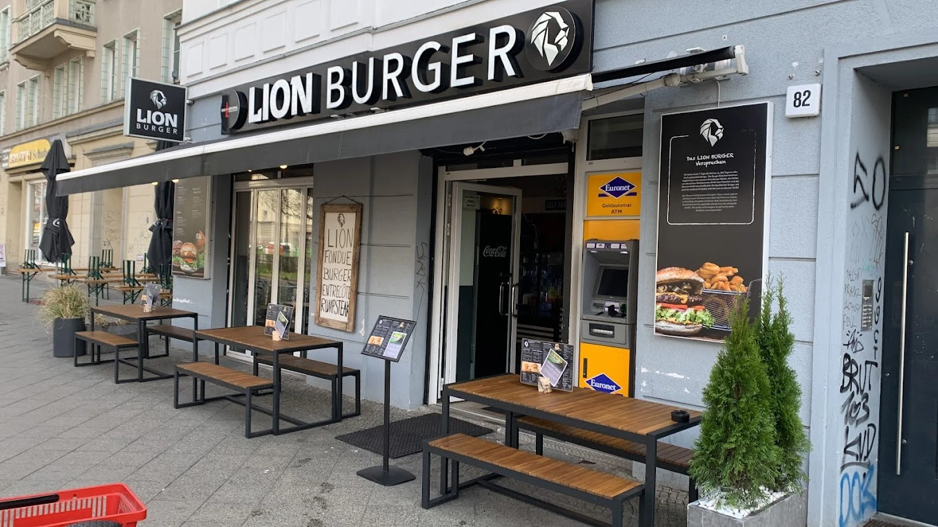 LION Burger & Steak